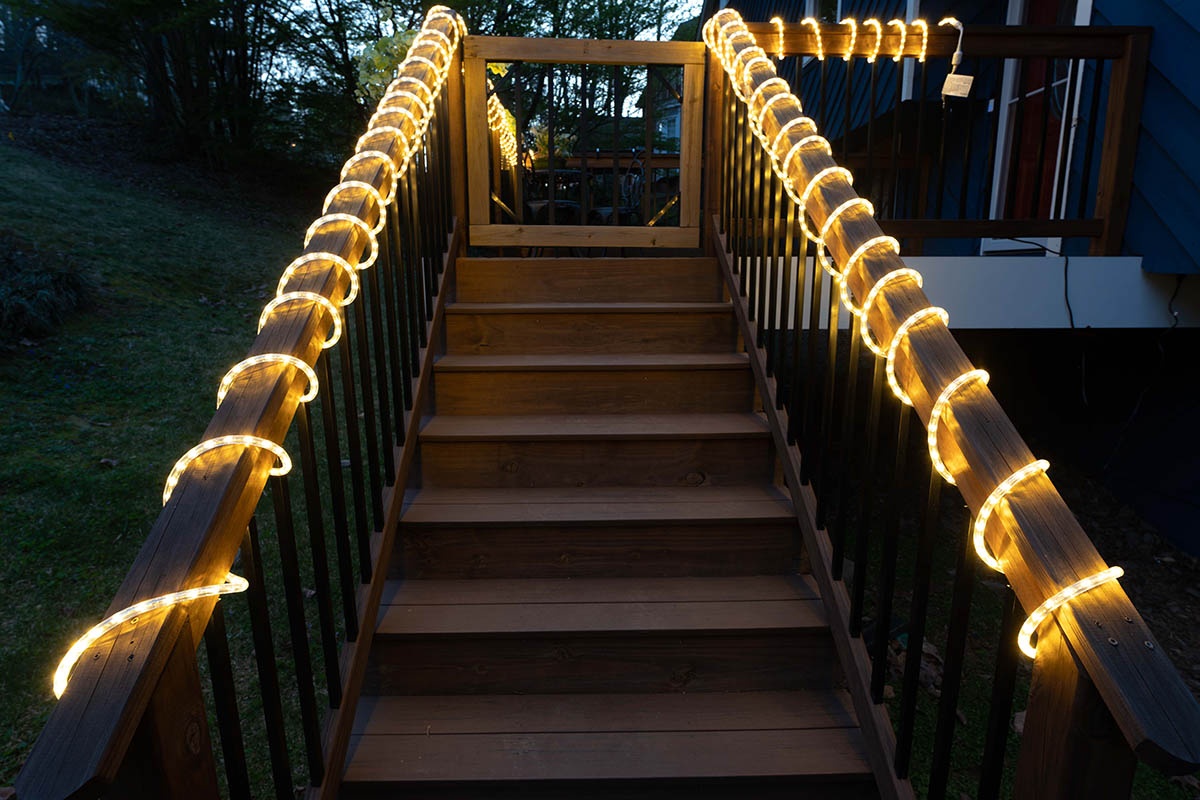 Youll Be Roped In By These Deck Lighting Ideas